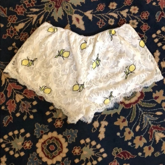 Anthro Floreat Lemon Lace Sleep Shorts Eyelash - Picture 6 of 8